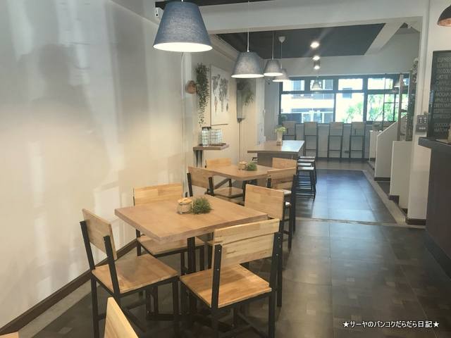 Kohi Roastery & Coffee Bar エカマイ バンコク (5)