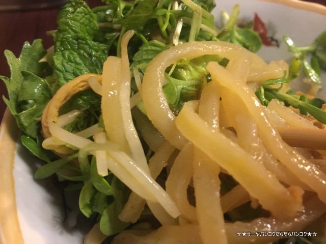 Trung Bac Restaurant ガオラオ 名物