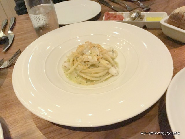 Rossini's Bangkok Italian Spaghettone gentile aop