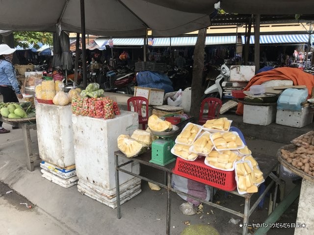 Vinh Hai Market ニャチャン 市場 買い物 (11)