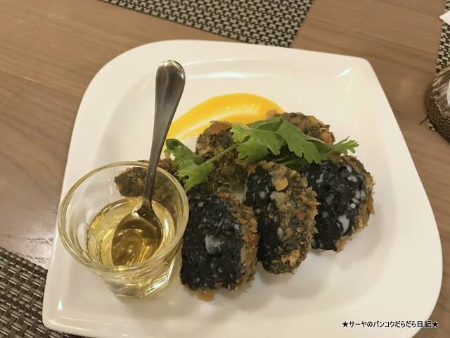 Khao Michelin タイ料理 バンコク エカマイ トートマン イカ