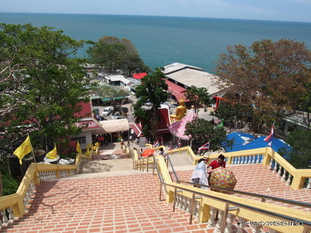カオタキアップ寺 Khao Takiab Temple