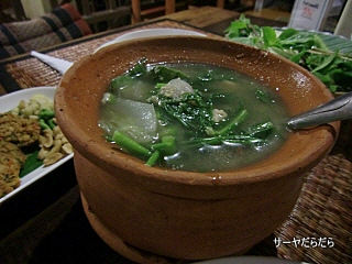 20101013 vientiane kitchen 5