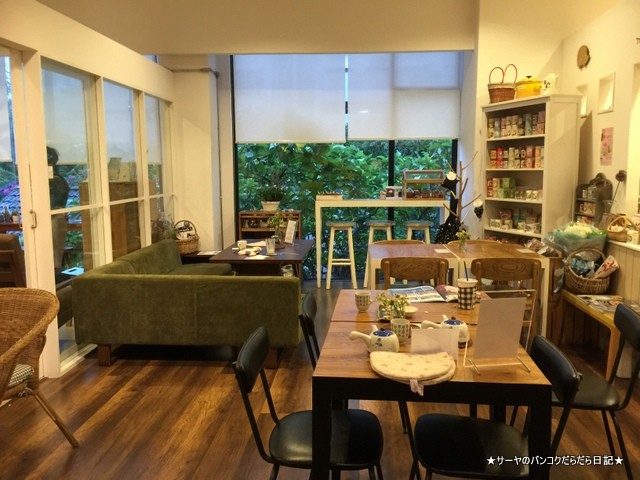SPOONFUL Zakka Cafe バンコク ランスアン