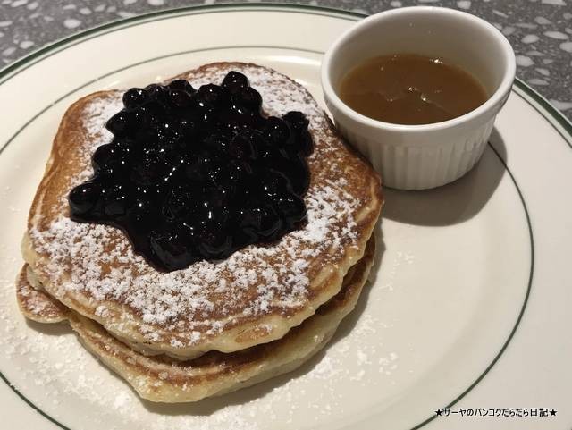Clinton Street Baking Co. Restaurant bangkok タイ (4)