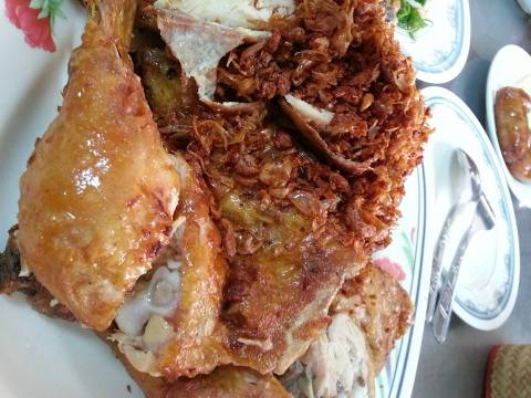 POLO FRIED CHICKEN ポロフライドチキン バンコク サーヤ