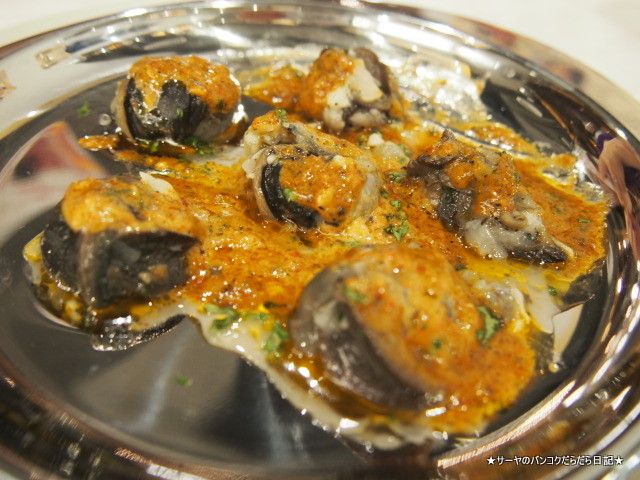 The Raw Bar emporium エンポリ オイスター