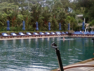 20081126 pool terrace 4