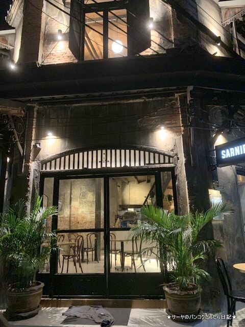 Sarnies Bangkok サーニーズ・バンコク (10)