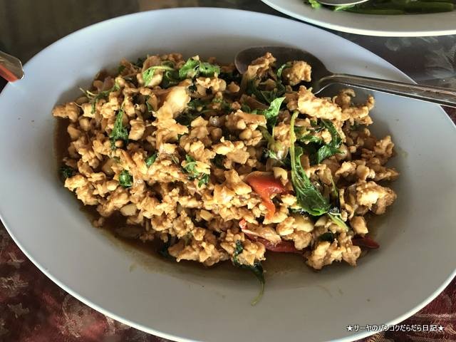 Tawan Rim Khong Restaurant チェーンセーン チェンライ (1)