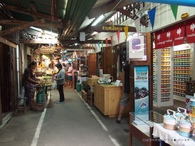 タラート ローイ ピー 百年市場 チャチュンサオ サーヤ
