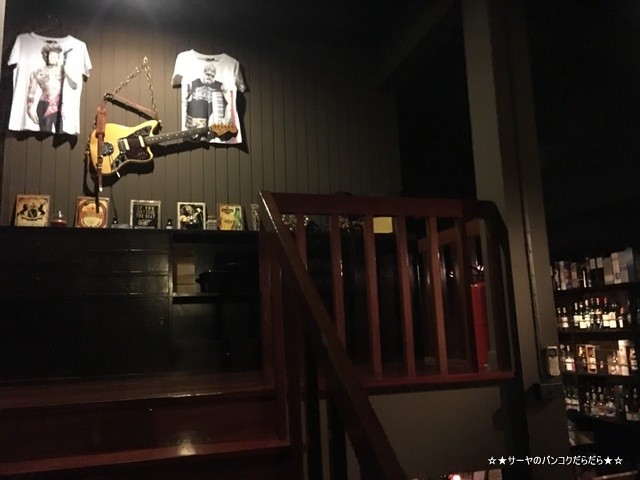 The Bar Vagabond バンコク バー (8)