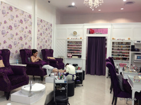 nail wonderland ekkamai バンコク 2
