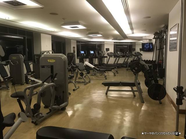 Conrad Bangkok コンラッド バンコク ホテル fitness