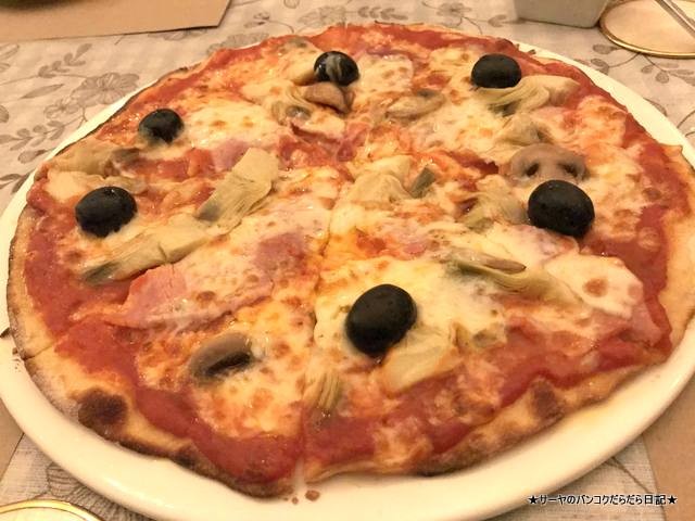 BonAmici Italian Kitchen pizza