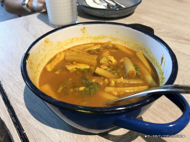 1919 Lhong rongsi seafood bangkok イエローカレー