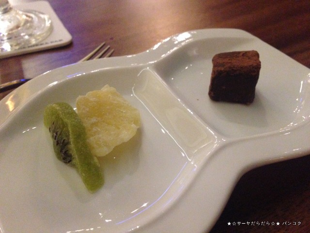 余市 NIKKA Bar and Restaurant バンコク サーヤ