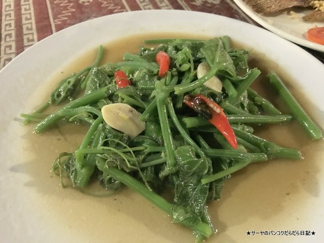 Chit Chon Restaurant at ターク市内 ピン川 (6)