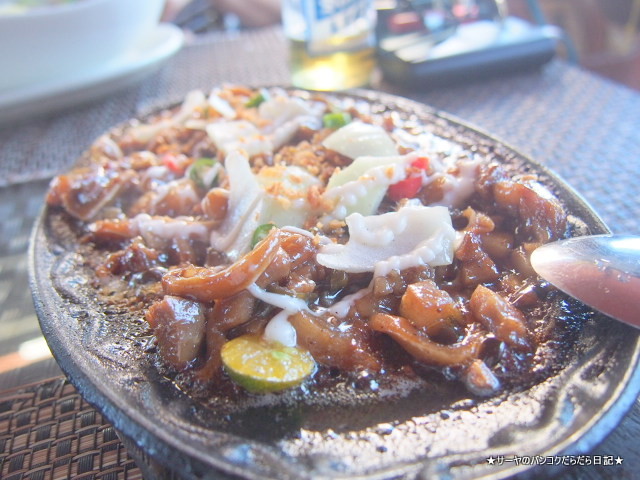 Miggy's Place Bar And Grill at Kalibo Airport