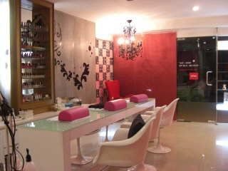20081226 be nails 2