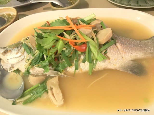 ワナカーム タイ料理 レストラン バンコク アソーク 魚
