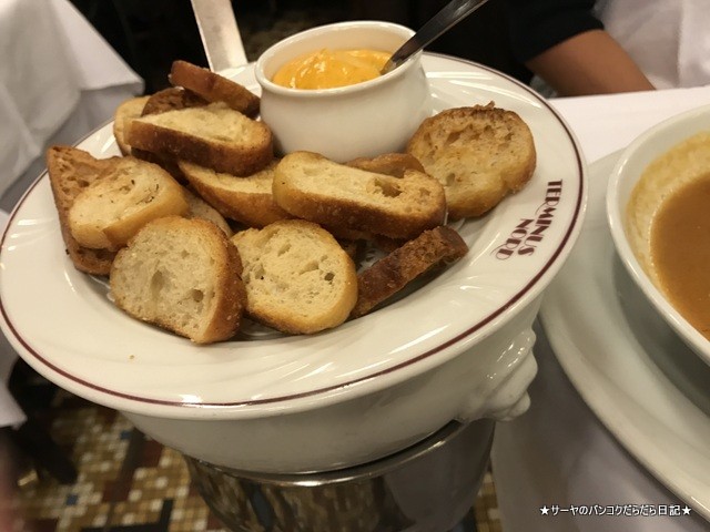 10 seafood restaurant terminus nord (1)