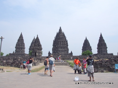 ץХʥPrambanan Temple Compounds