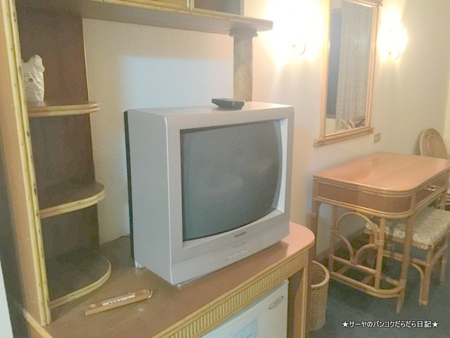 パイリンホテル スコータイ 天皇陛下 Pailyn hotel