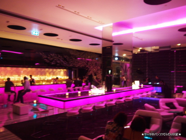 WOOBAR バンコク W hotel オシャレ バー