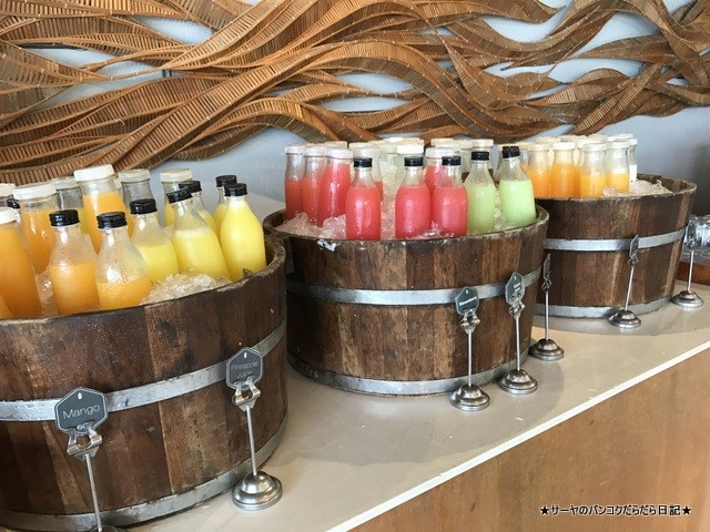 10 casa de fola 朝食 カオラック 5つ星 (4)