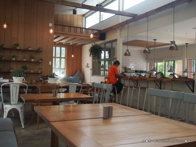 Toby's on Sukhumvit 38¡¡¡¡¥Ð¥ó¥³¥¯¡¡¥«¥Õ¥§¡¡¥ª¥·¥ã¥ì