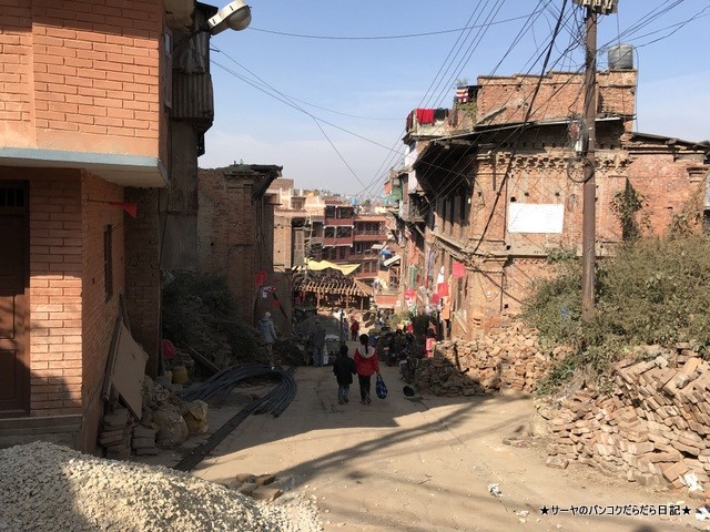 Bhaktapur バクタプル カトマンズ 世界遺産 王宮前広場 (1)