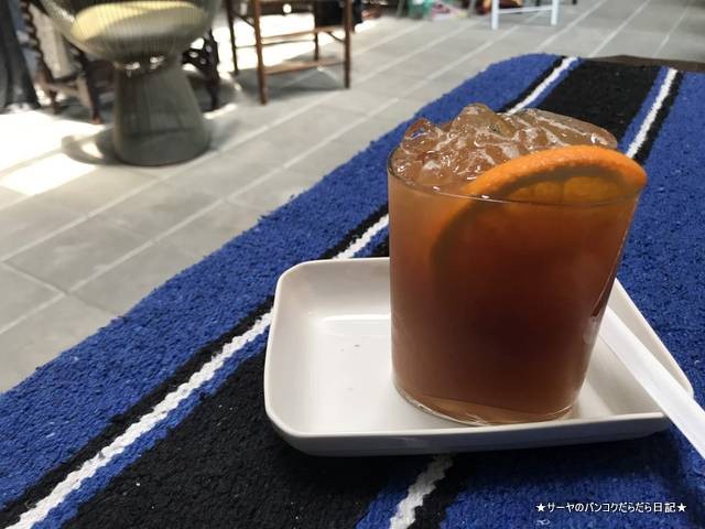 WWA x Chooseless ekamai cafe 2018 バンコク (11)