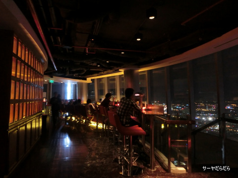 Alto¡Çs Helipad Bar¡¡¥¢¥ë¥È¡¦¥Ø¥ê¥Ñ¥Ã¥É¥Ð¡¼ 1