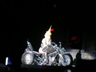 20120525 lady gaga 13