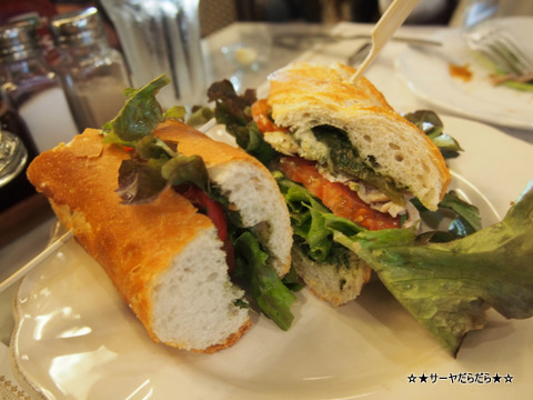 CALIN Cafe バンコク トンロー フレンチ