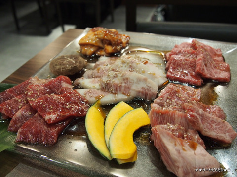 伊藤課長 バンコク 焼肉 レストラン