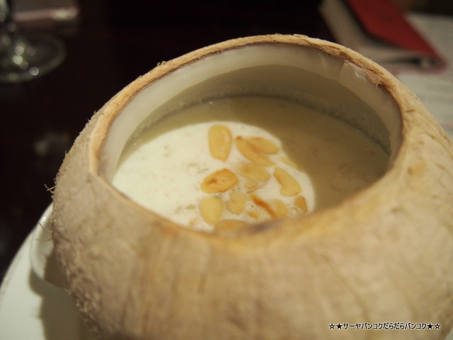 Nam Phan Restaurant カイシルク ベトナム料理 ホーチミン