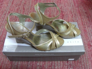 20090520 charles & keith 5