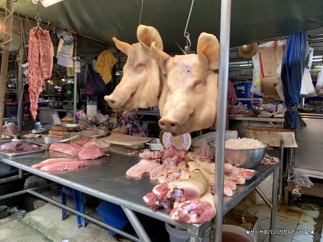 シラチャ朝市場 Muang Si Racha Food Market (13)