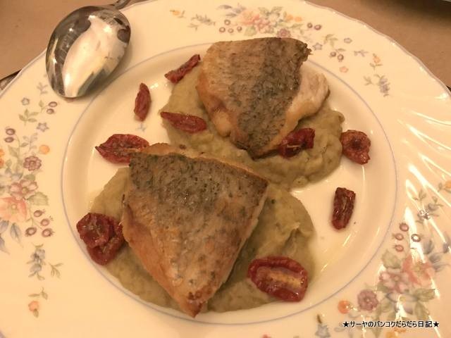 BonAmici Italian Kitchen バンコク 魚