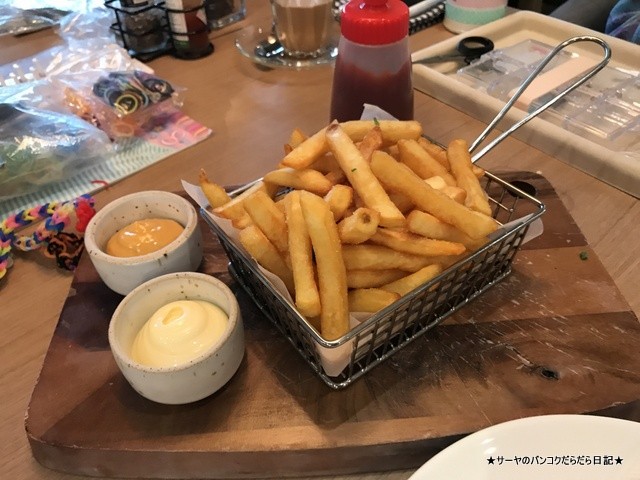 Patissez Bangkok バンコク カフェ インスタ プロンポン (10)