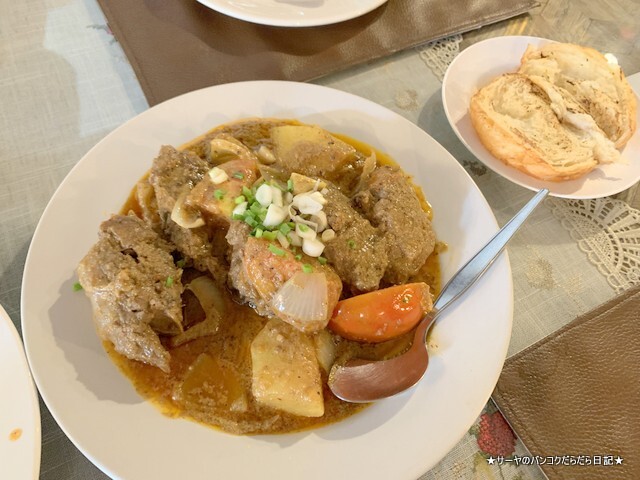 Baan Pee Lek バーンピーレック タイ料理 バンコク (15)