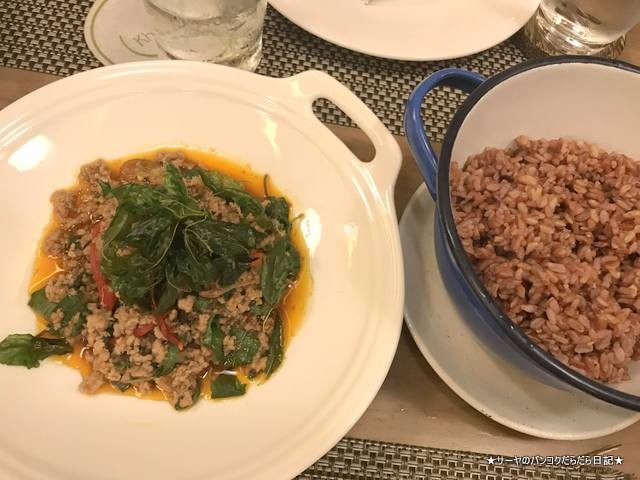 Khao Michelin タイ料理 バンコク エカマイ 美味しい (4)