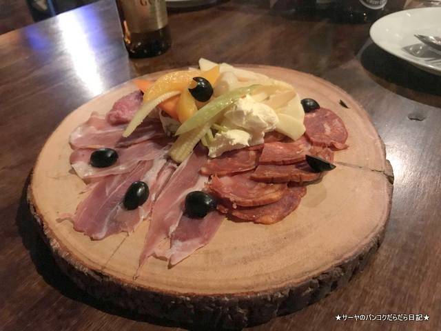 fuji bangkok 藤 バンコク 居酒屋 生ハム チーズ