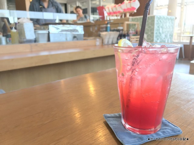 little pea キッズカフェ トンロー バンコク ラズベリー