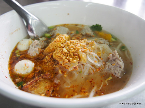 thani aree タイ ラーメン