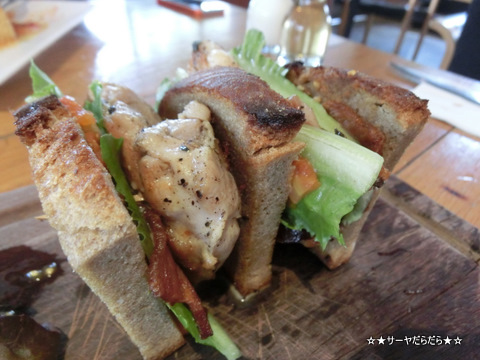 Mellow Restaurant & Bar