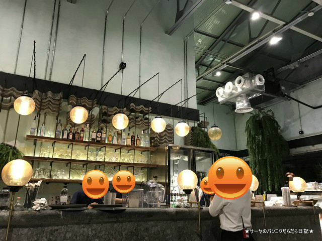 1919 Lhong rongsi seafood bangkok バーカウンター