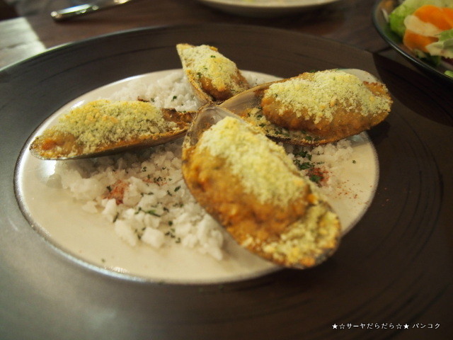 Kai New Zealand at サトーンSoi12 バンコク サーヤ